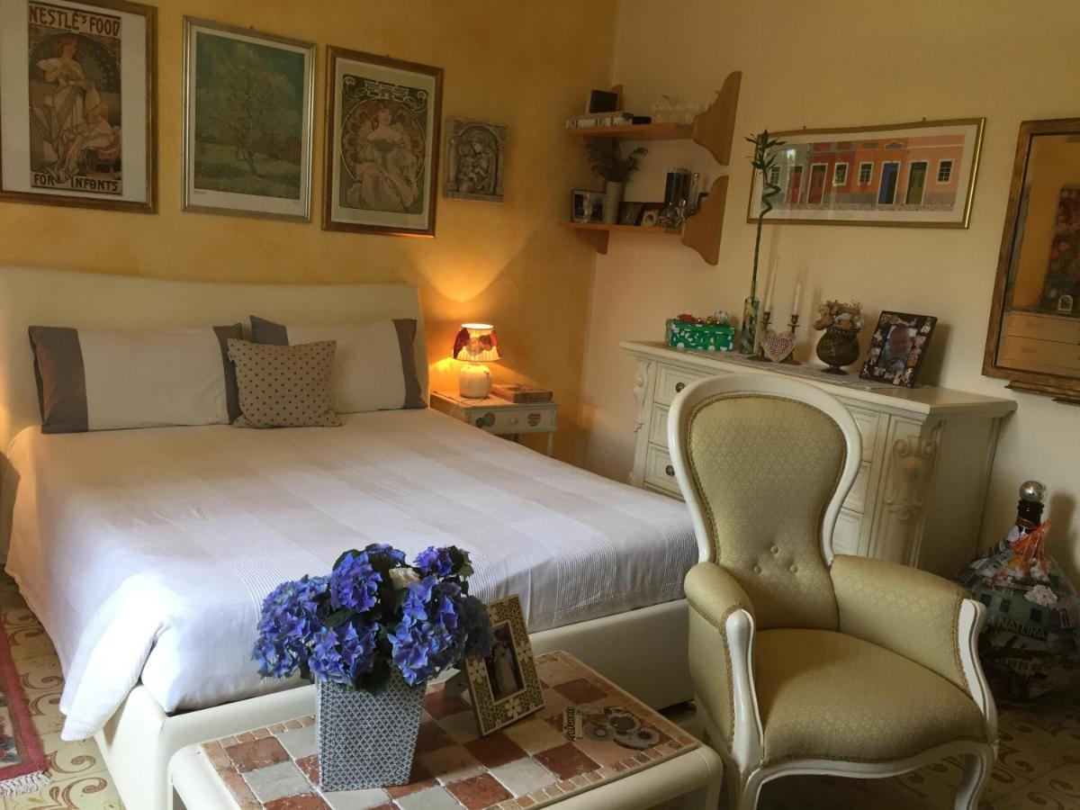 B & B Da Giusy Corte Franca Eksteriør bilde