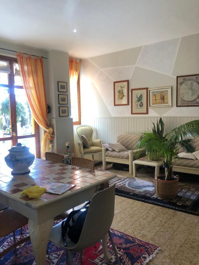 B & B Da Giusy Corte Franca Eksteriør bilde